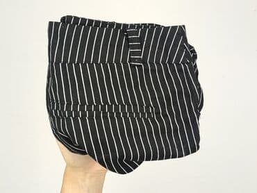 krótkie obcisłe spódniczki: Shorts for women, size S (EU 36) — 4