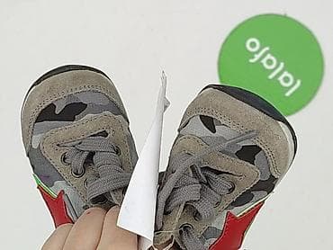 skarpety tat i syn: Buciki niemowlęce, 18, stan - Idealny — 5