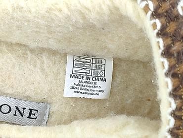buty ccc emu: Pier One, Kapcie damskie, rozmiar 36 — 7