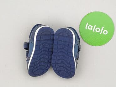 bluza only: Buty sportowe 22, Używany — 3