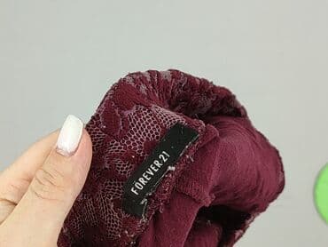 krótkie koronkowe spodenki: Forever 21, Szorty damskie, rozmiar S — 4