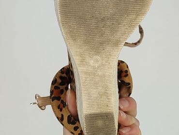 ccc buty damskie koturny: Sandały damskie, rozmiar 39 — 6