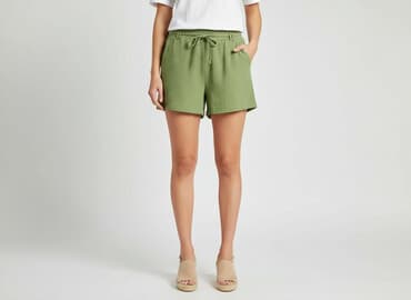 krótkie spodenki oddychające: Szorty damskie, rozmiar M — 6