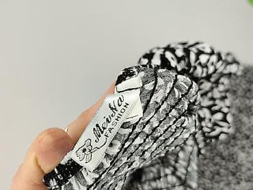 Ubrania damskie: Sukienka damska, rozmiar S — 4