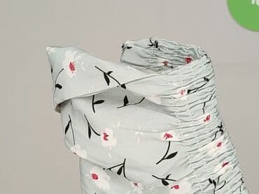 bluzki z kwiacistym wzorem: Top damski, rozmiar M — 6