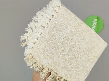 narzuta na łóżko: Obrus 32 x 32, kolor - Beżowy, stan - Idealny — 4