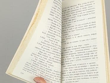 Książki: Książka, gatunek - Powieść, stan - Idealny — 3