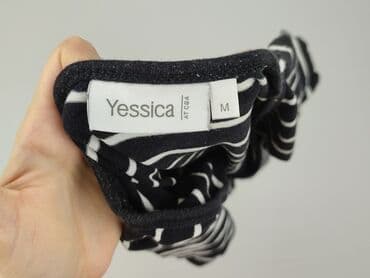 czarne t shirty w serek damskie: Yessica, T-shirt damski, rozmiar M — 4