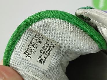 identic basic polo: Adidas Originals, Sneakersy dla mężczyzn, rozmiar 42.5 — 7