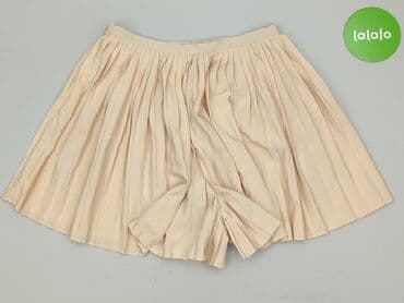 krótkie spodenki i nogi z cellulitem: Monki, Szorty damskie, XS — 3