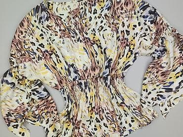 Ubrania damskie: Bluzka damska, rozmiar S — 1