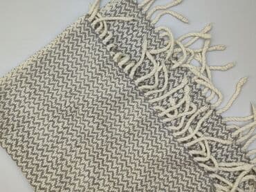 Wełniany szalik/komin z frędzlami - Materiał: gruba, ciepła dzianina