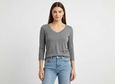 jaka koszula do szarej marynarki: T-shirt damski, rozmiar M — 1