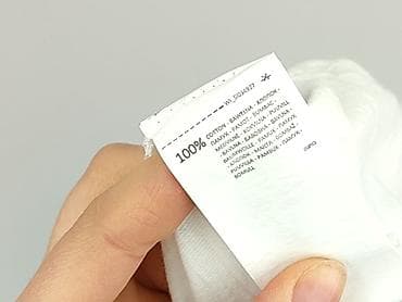 bluzki pull and bear: PULL&BEAR, Футболка жіноча, розмір XL на lalafo.pl — 4 bluzki pull and bear: PULL&BEAR, Футболка жіноча, розмір XL — 4