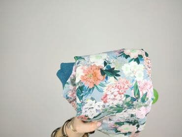 rajstopy z charakterystycznym wzorem: Bluza damska
, 7XL — 4