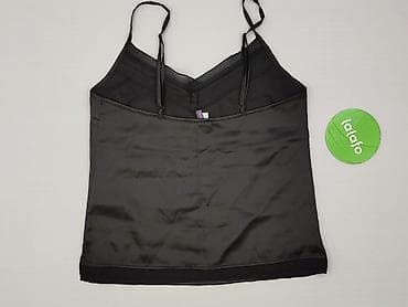 Women`s top, size S — 3