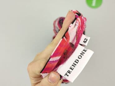 pretty one bluzki: Trend One, Bluzka damska, rozmiar XL — 4