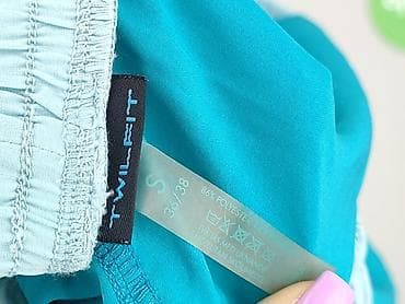 tekst w klapkach: Szorty damskie, rozmiar S — 4