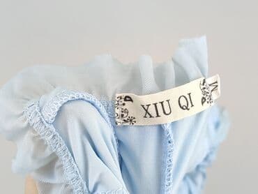 koszulka z dekoltem w serce: Bluzka damska, S — 4