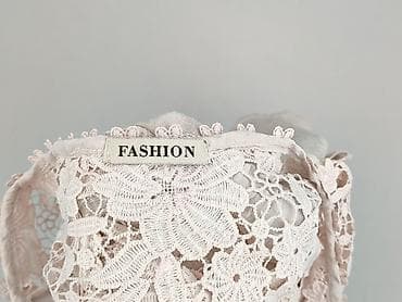 biustonosze 75 d: Fashion Union, Bluzka damska, rozmiar 4XL — 4