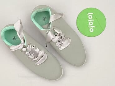 czarna sukienka i białe trampki: Sneakersy damskie, rozmiar 38 — 2