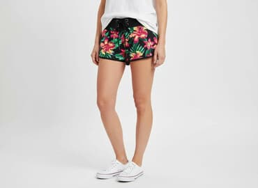 spodenki do kąpieli: C&A, Szorty damskie, rozmiar S — 7