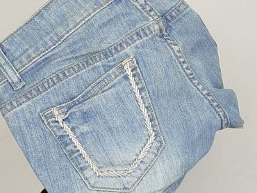 krótkie spodenki i nogi z cellulitem: Szorty damskie, M — 6