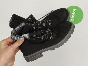 spodnie stradivarius czarne: Półbuty 31, Używany — 5