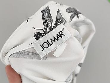 b: Women's blouse, size 3XL — 4