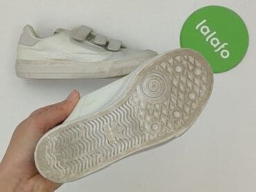 Босоніжки: Кросівки Adidas, 30, Б/в на lalafo.pl — 4 Босоніжки: Кросівки Adidas, 30, Б/в — 4