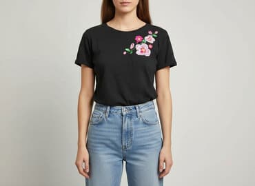 t shirt damski z haftem: T-shirt damski, rozmiar M — 5