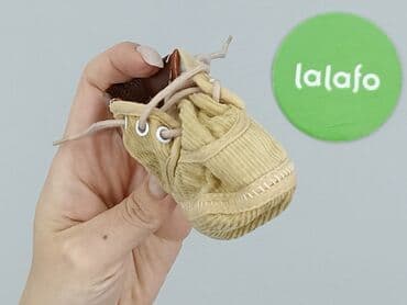 miu miu klapki: Buty sportowe 16, Używany — 6