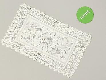 Artykuły papiernicze: Serwetka 46 x 29, kolor - Biały, stan - Idealny — 2