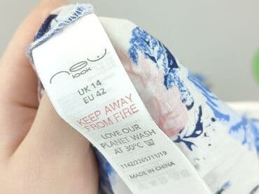 new yorker koszulka z kwiatkiem: New Look, Bluzka damska, XL — 4