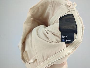 dekolt sukienki: Sukienka damska, rozmiar M — 4