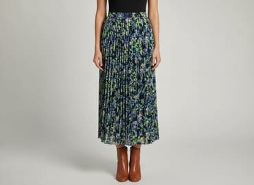 Women`s skirt, size S at lalafo.pl Women`s skirt, size S