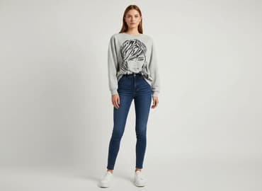 bluzka rockowa damska: Bluza damska
, rozmiar One size — 7