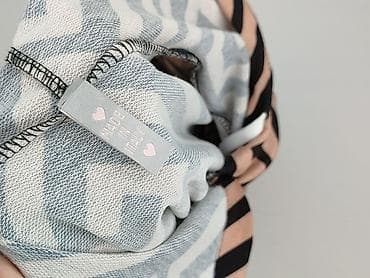 bluzki max mara: ITALY FASHION, Bluza z kapturem damska, rozmiar One size — 4