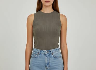 bluzki wyszczuplające sylwetkę: Sinsay, Top damski, rozmiar XS — 8