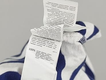 koszule justa: T-shirt damski, rozmiar M — 5