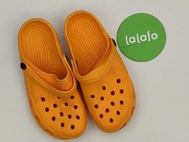 Sandały i klapki: Crocs, Sandały damskie, 38, stan - Dobry — 2