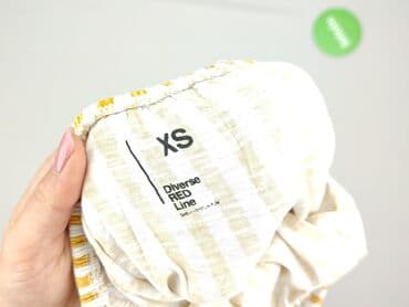 krótkie spodenki i marynarka: Жіноча блуза, розмір XS — 4