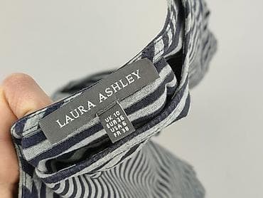 Жіночий одяг: Laura Ashley, Жіноча блуза, розмір S — 4