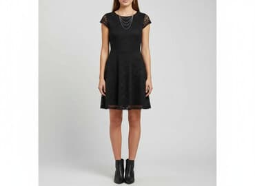 czarna sukienka z rozszerzanymi rękawami: Divided, Women`s dress, size S — 1