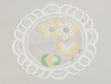 sukienkowa tkanina krzyżówka: Serwetka 30 x 30, kolor - Biały, stan - Bardzo dobry — 1