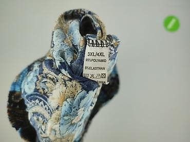 klapki yeeze: Damskie spodnie z kwiatowym wzorem - Fason: luźne, zwężane ku dołowi; — 4