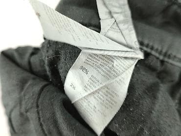 basic t shirt h: Reserved, Chinosy dla mężczyzn, rozmiar M — 5