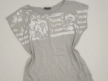 t shirty z czerwonem napisem: C&A, Women`s T-shirt, size S (EU 36) — 1
