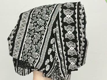 hm krótkie spodenki czarne: Clockhouse, Szorty damskie, rozmiar XS — 5