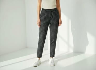 dobry materiał na spodnie: Spodnie materiałowe damskie, rozmiar S — 1